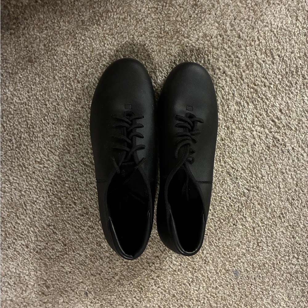 Theatricals Adult Lace Up Tap Shoes - Picture 1 of 6